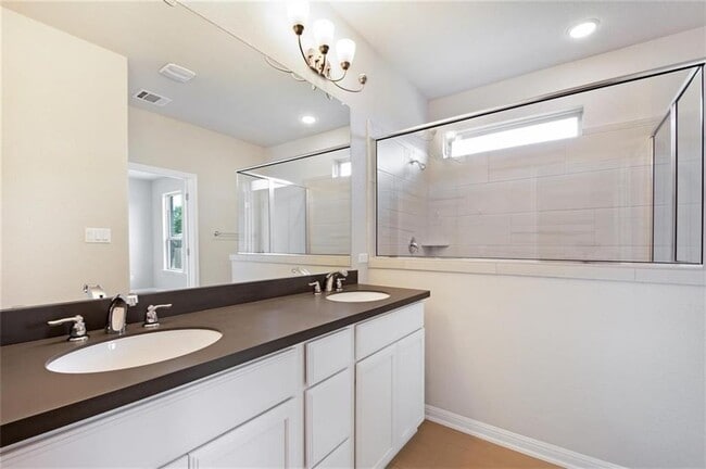 Building Photo - 2608 Granite Hill Dr