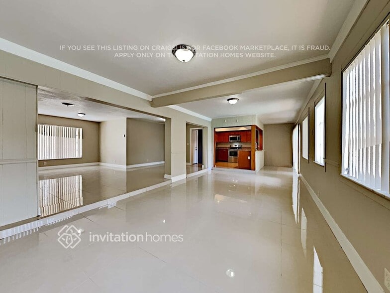 Building Photo - 1641 NW 45th St