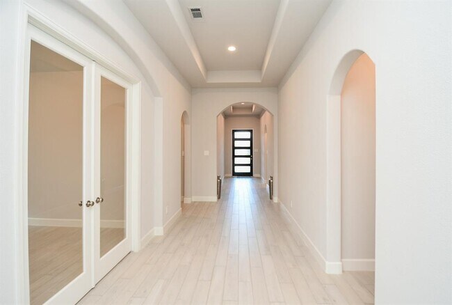 Building Photo - 18912 Toscana Ln