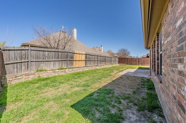 Building Photo - BEAUTIFUL HOME in Willow Park!