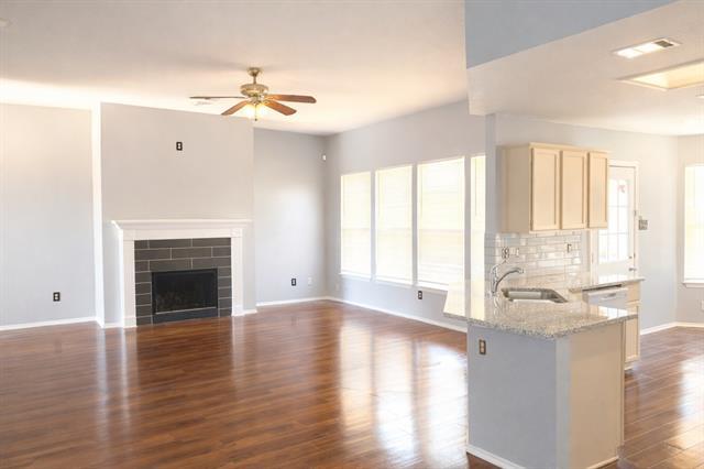 Building Photo - 2024 Austin Dr