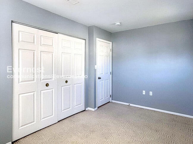 Building Photo - 123 Thomas Rd