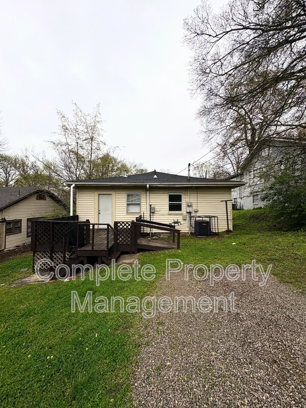 Building Photo - 4029 44th Ave N