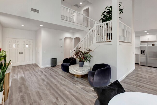 Building Photo - 28962 Sean Dr