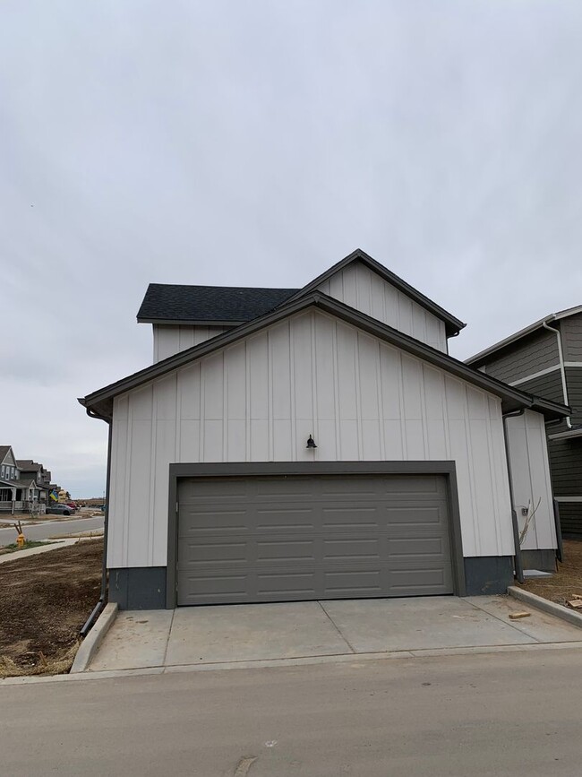 Building Photo - Newly constructed Single Family Home in Mo...