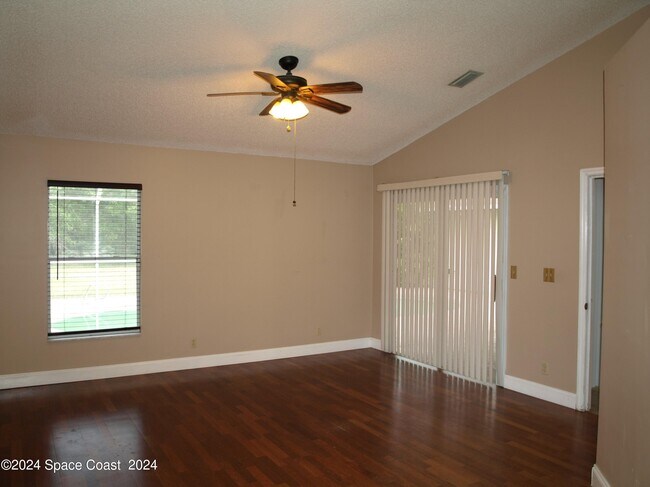 Building Photo - 1170 Briar Run Cir