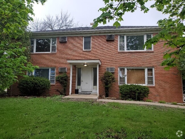Building Photo - 1301 Jewel Ct