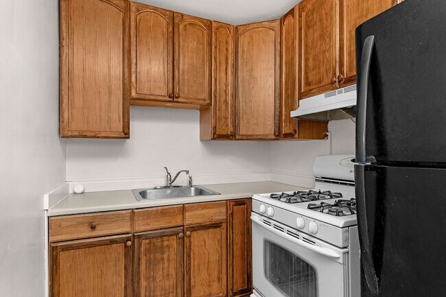 Building Photo - 3706 W Franklin St