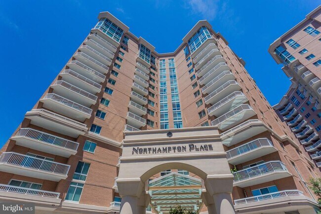 Building Photo - 3101 N Hampton Dr