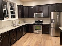Building Photo - 3 Bedroom Luxury Townhome Rental for US OPEN!