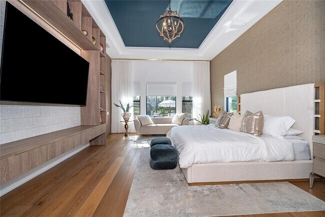 Building Photo - 15210 Pendio Dr