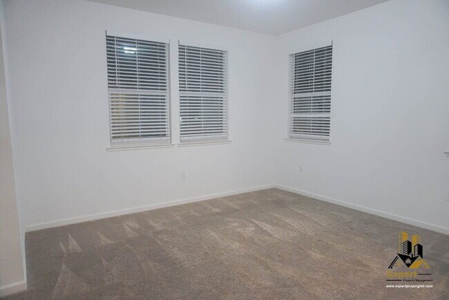 Building Photo - 2939 Limoges Walk