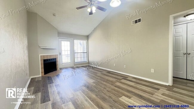 Building Photo - 9601 Forest Ln