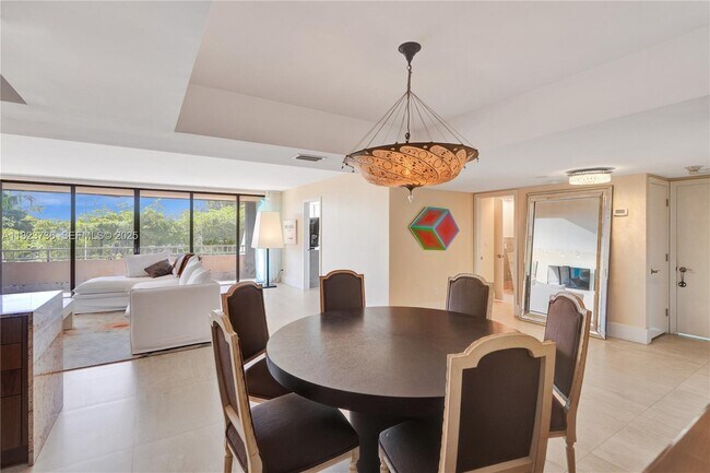 Building Photo - 11113 Biscayne Blvd