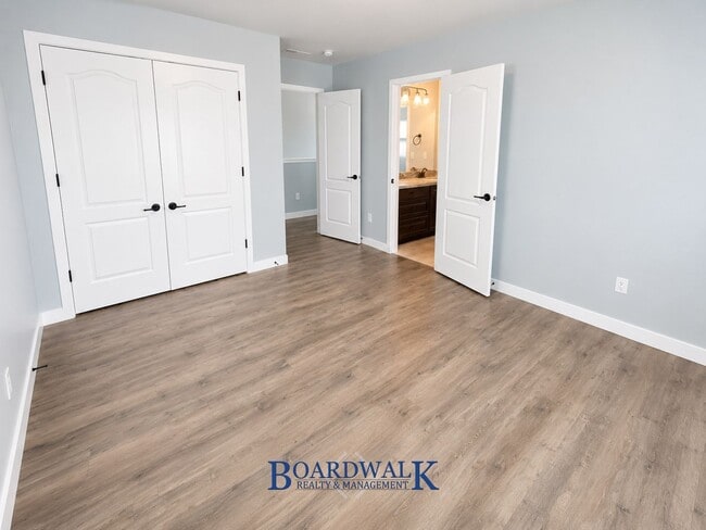 Building Photo - 5397 Borglum Ln