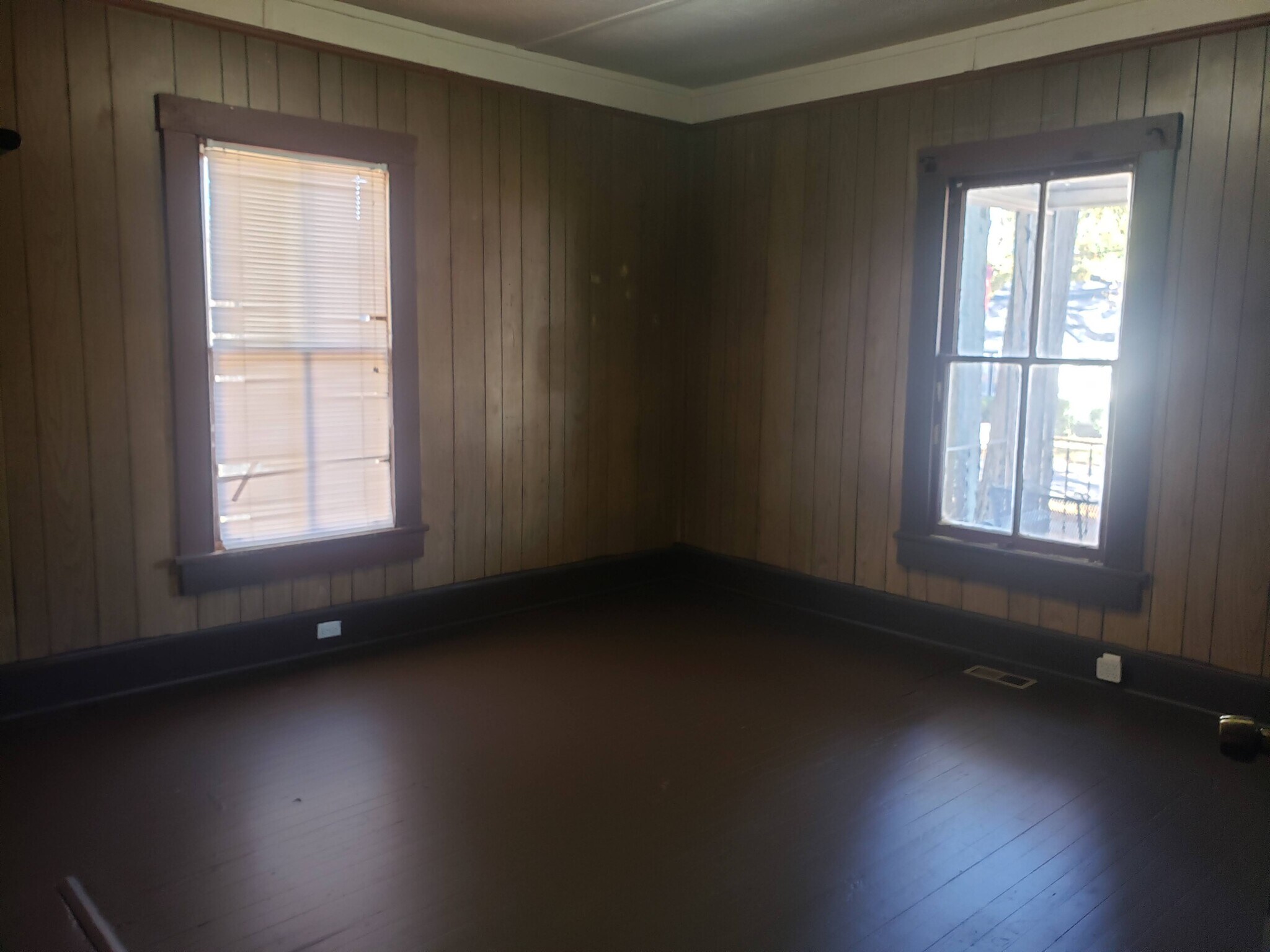 Building Photo - 31 Perry Ave