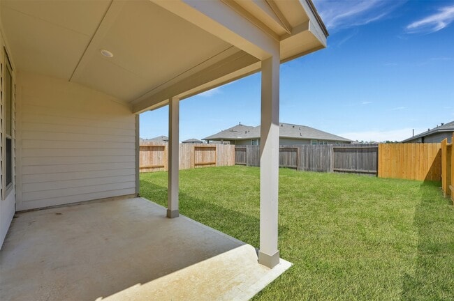 Building Photo - 16609 Merry Pines Dr