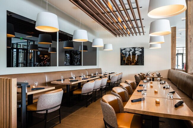 Building Photo - 4 Boathouse Way