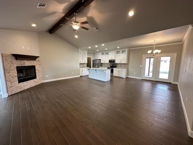 Building Photo - 80 Nicci Ln