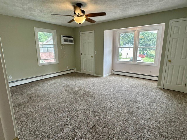 Guest Bedroom - 143 Oak Park Dr