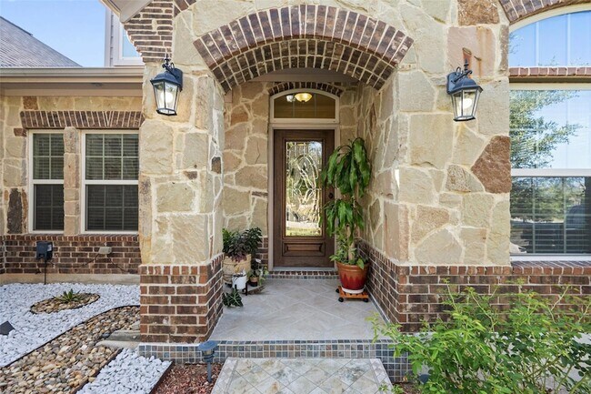 Building Photo - 8704 Old Corral Cove