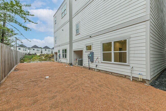 Building Photo - 7709 Earl Rudder Wy