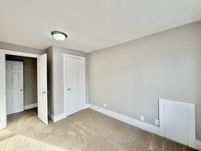 Building Photo - 1306 Copeland Ave