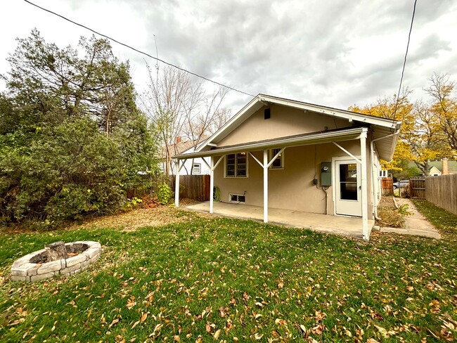 Building Photo - Great 3-Bed, 2-Bath Home in Central Fort C...