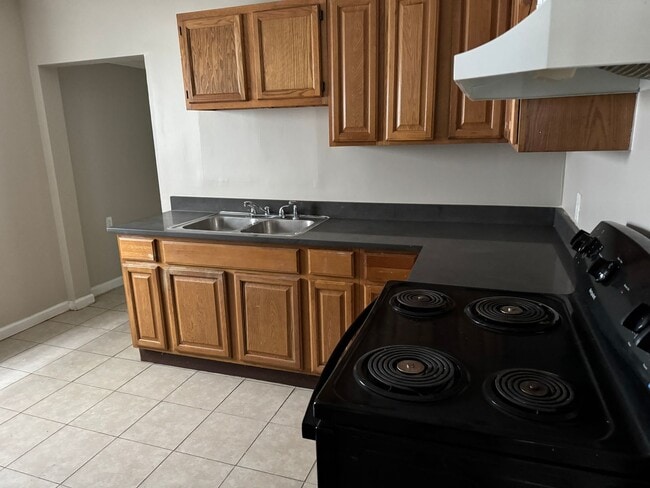 Building Photo - 1879-1881 S 4th St