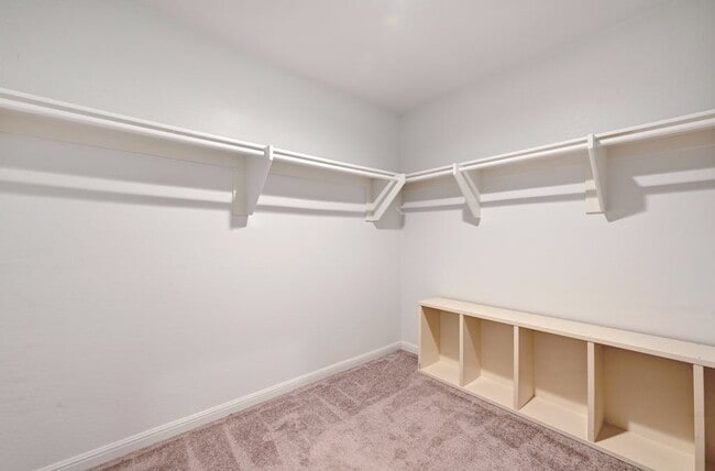 Building Photo - 5712 Boros Dr