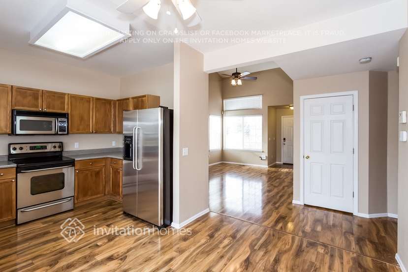 Building Photo - 392 Balsa Dr