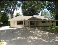 Building Photo - 107 Essex St