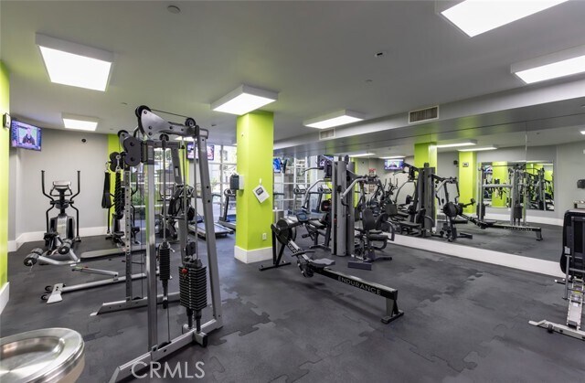 Building Photo - 2400 Scholarship