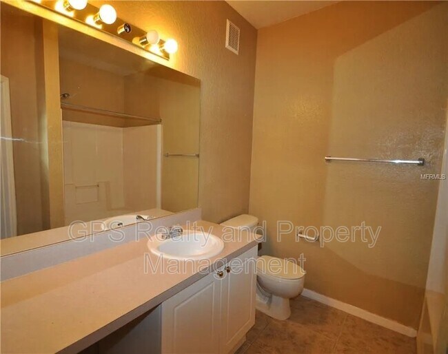 Building Photo - 832 Grand Regency Pointe