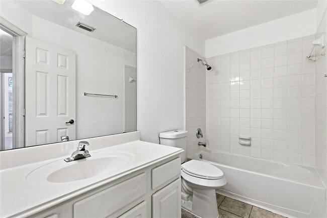 Building Photo - 7835 Stone Oak Ct