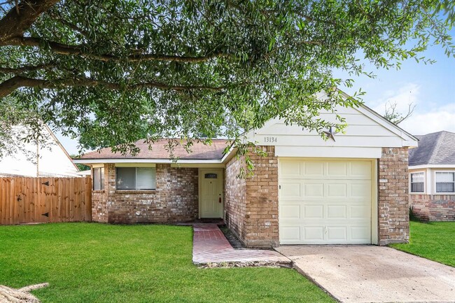 Primary Photo - 13134 Vista Oro Dr