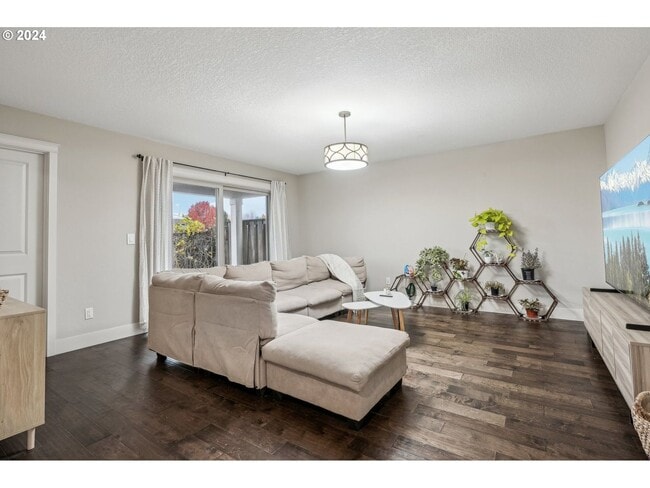 Building Photo - 2137 NW 163rd Terrace