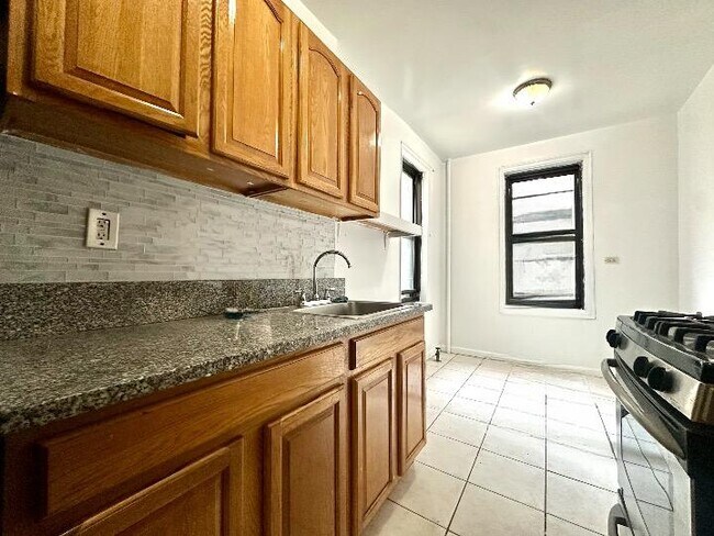 Floorplan - 30 Dongan Place