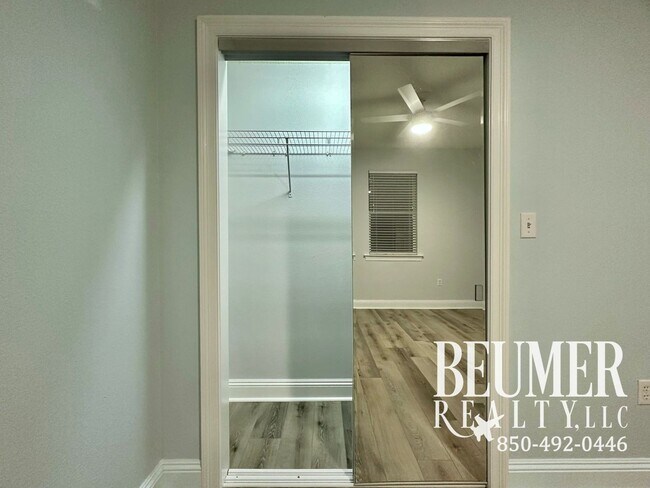 Building Photo - Discover your dream coastal retreat!