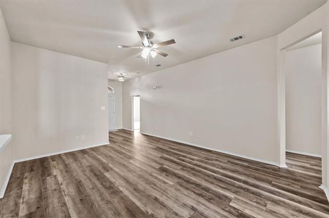 Building Photo - 2032 Sunny Side Dr