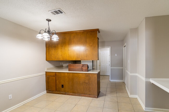 Building Photo - 424 Evans Mill Dr