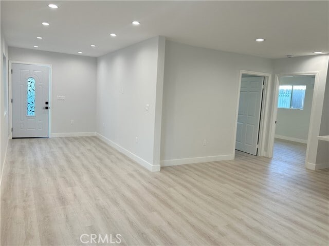 Building Photo - 10562 Mt Gleason Ave
