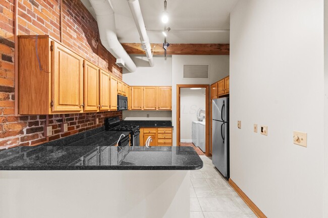 Building Photo - 55 W Livingston Ave