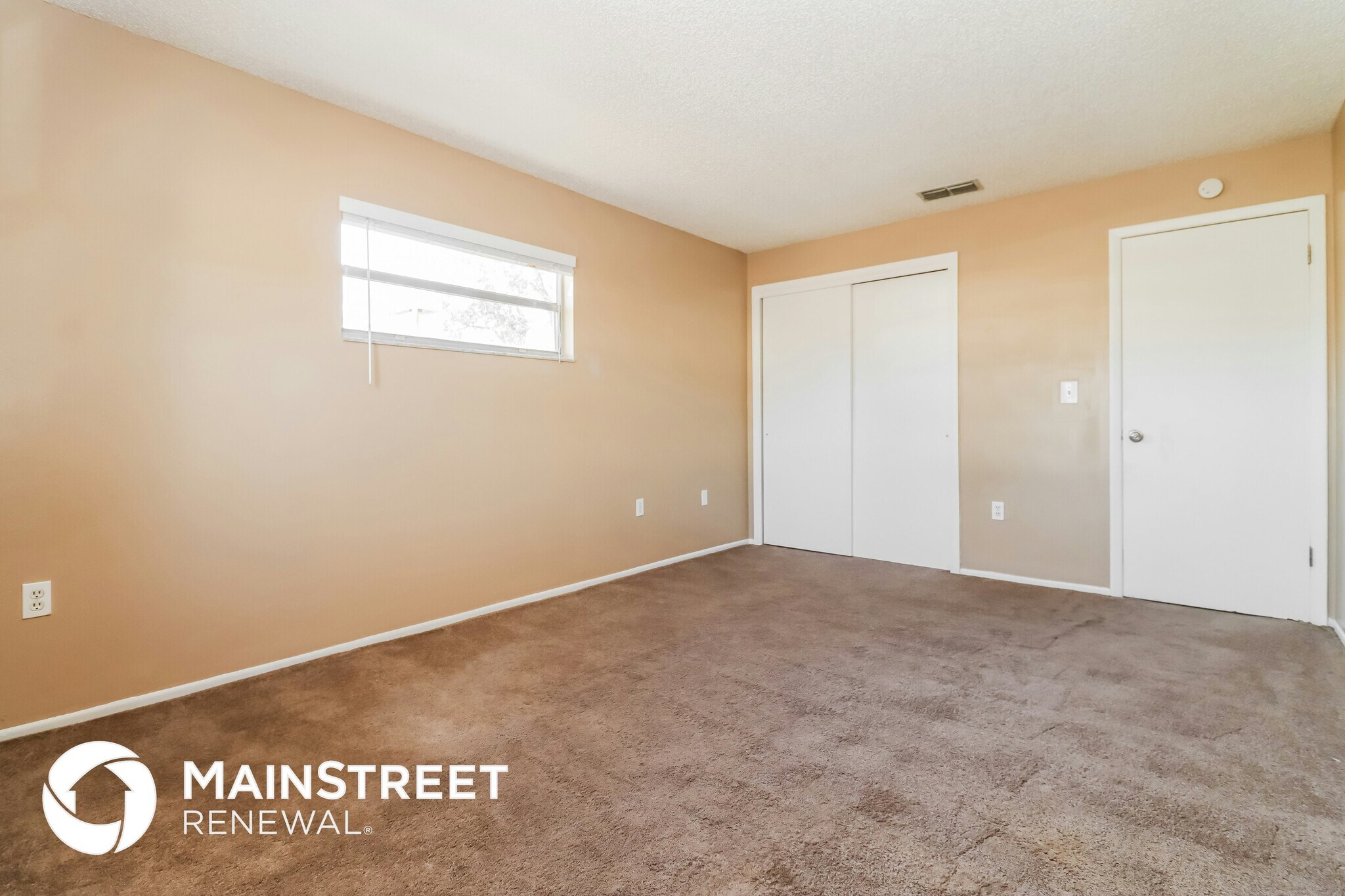 Building Photo - 11082 Lightwood St