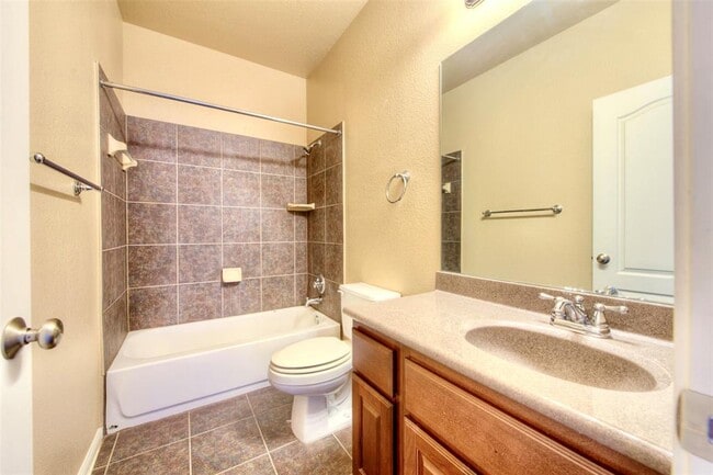 Building Photo - 7524 Bonniebrook Dr