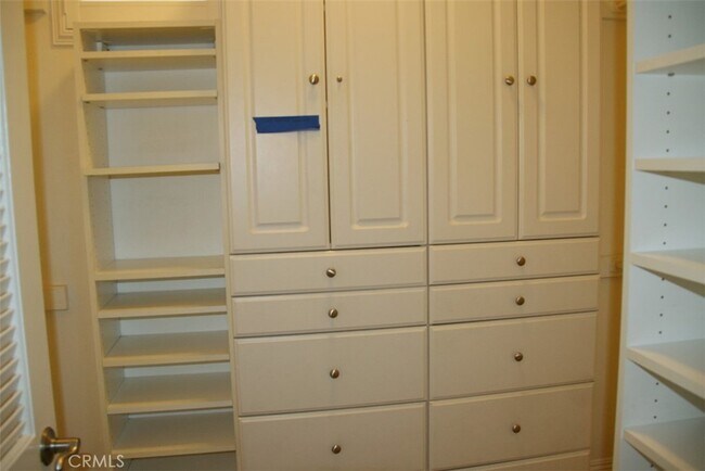 Building Photo - 7326 Quill Dr