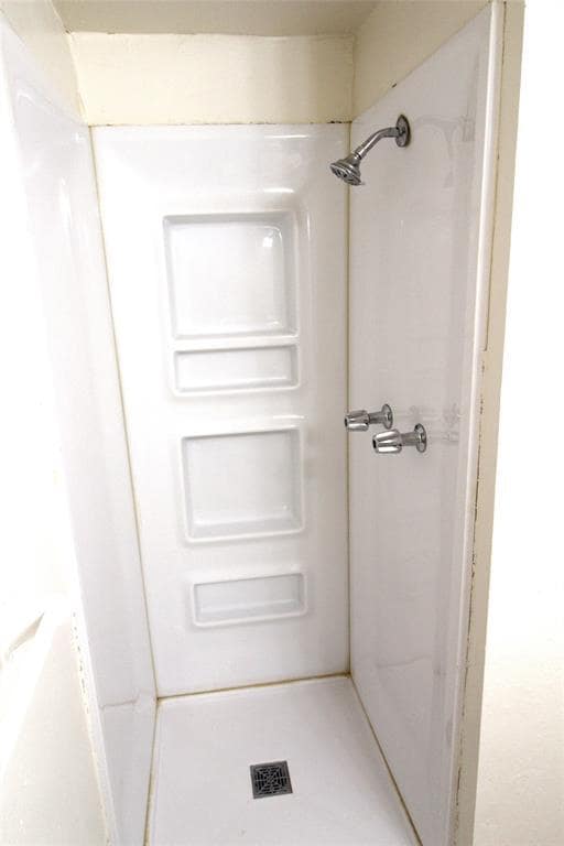 Building Photo - 1901 Tiffany Dr