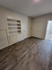 Building Photo - 714 W Bow St