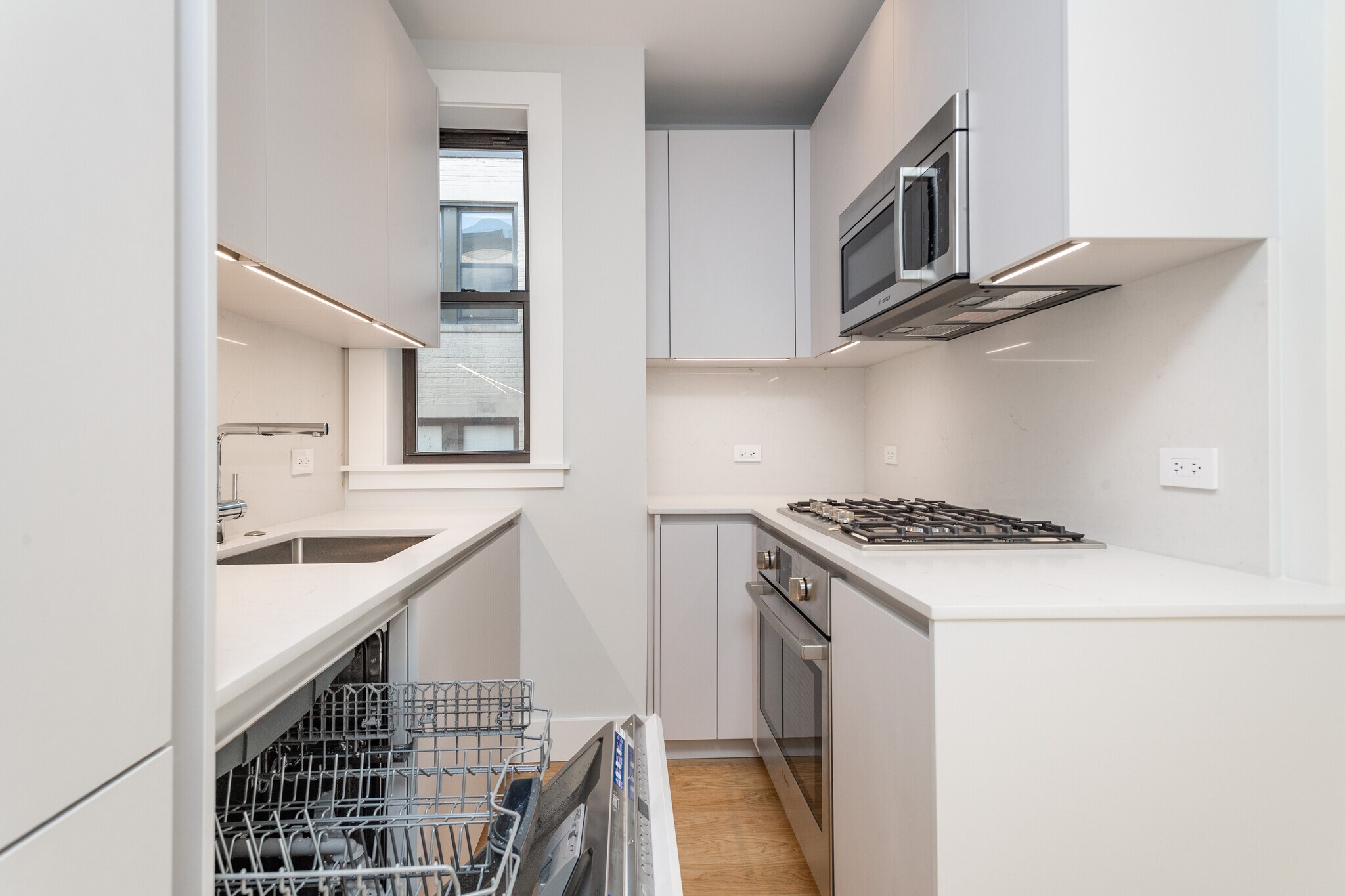 Building Photo - 8 Elko St