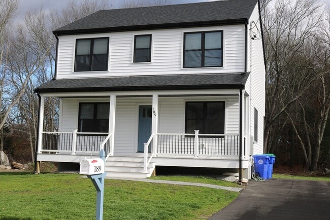 Building Photo - 189 Greenwood St